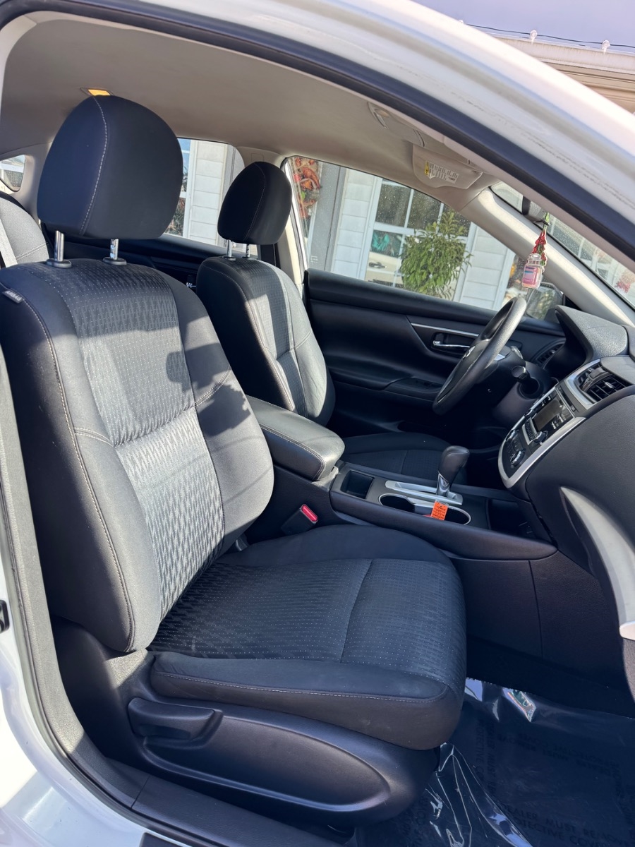 Nissan Altima 4dr Sdn I4 2.5 S 2016