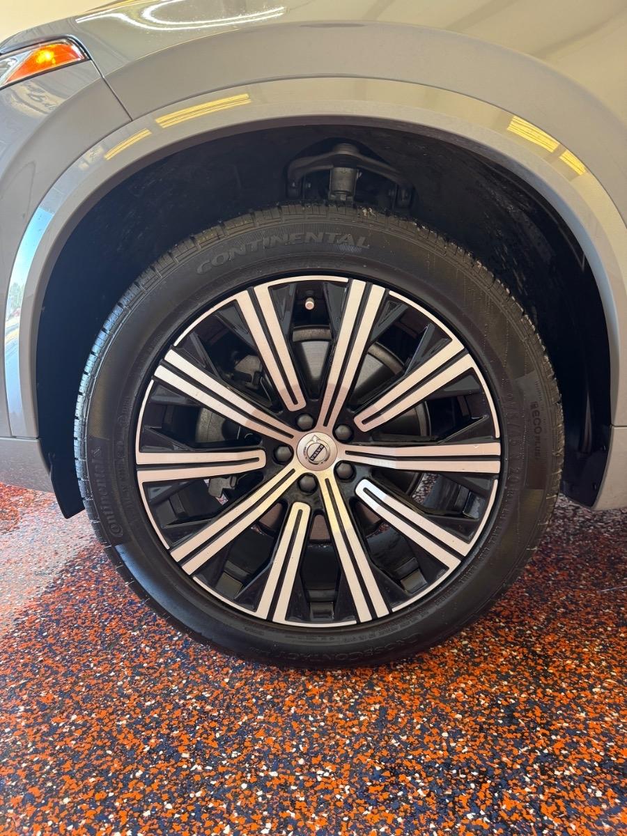 Volvo XC90 B6 AWD Plus 7-Seater 2025