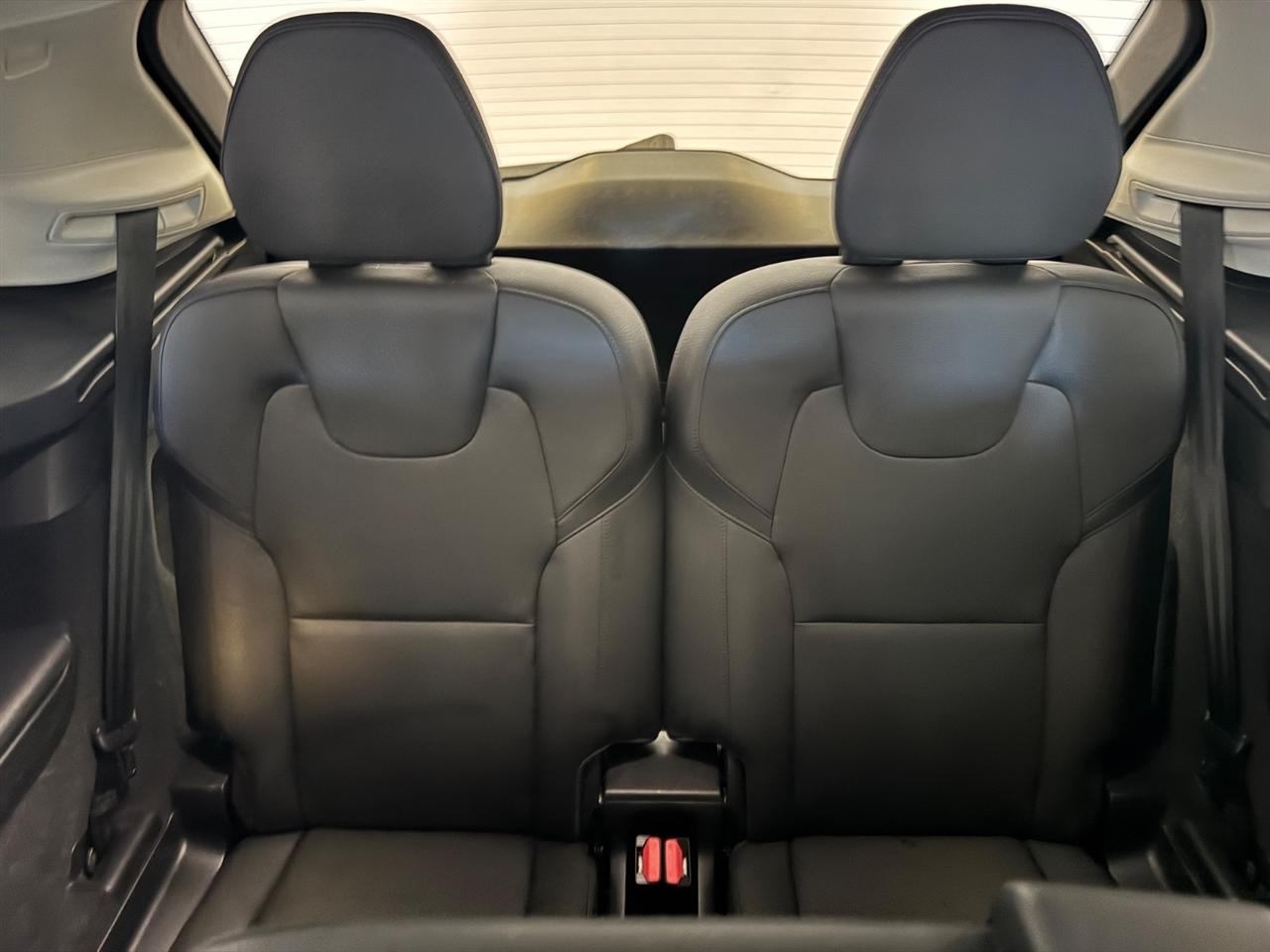 Volvo XC90 B6 AWD Plus 7-Seater 2025