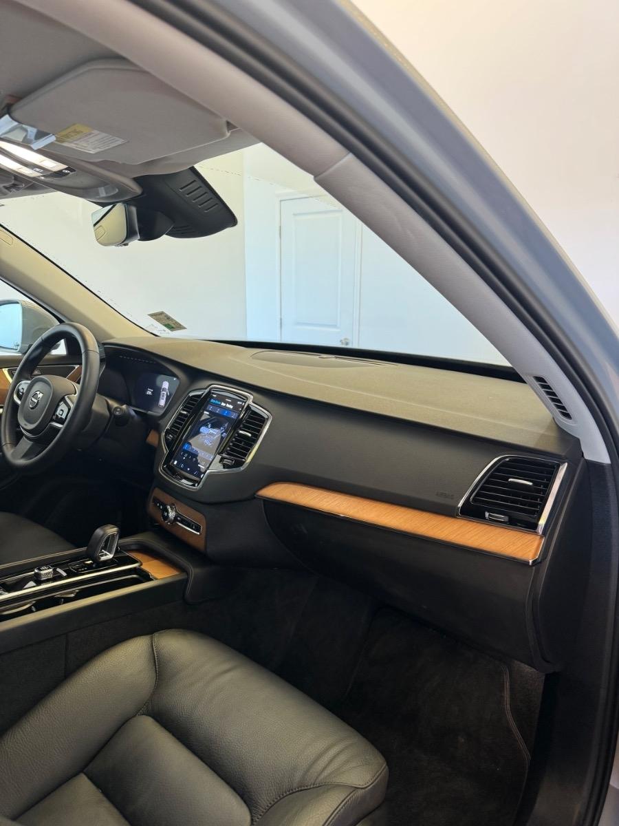 Volvo XC90 B6 AWD Plus 7-Seater 2025