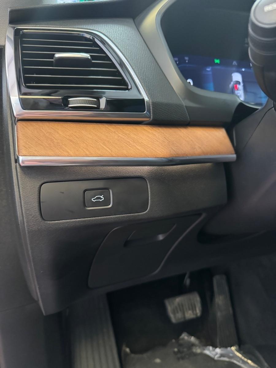 Volvo XC90 B6 AWD Plus 7-Seater 2025