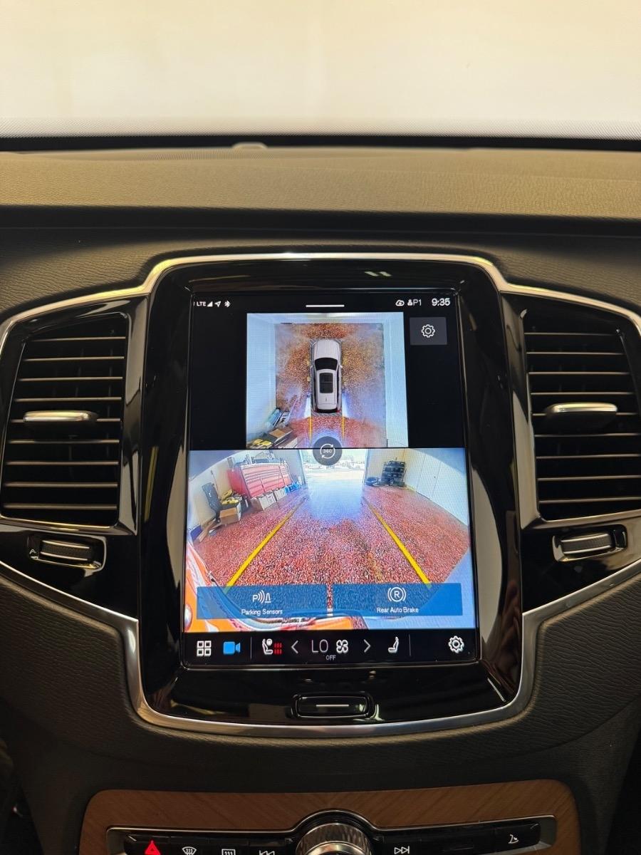 Volvo XC90 B6 AWD Plus 7-Seater 2025