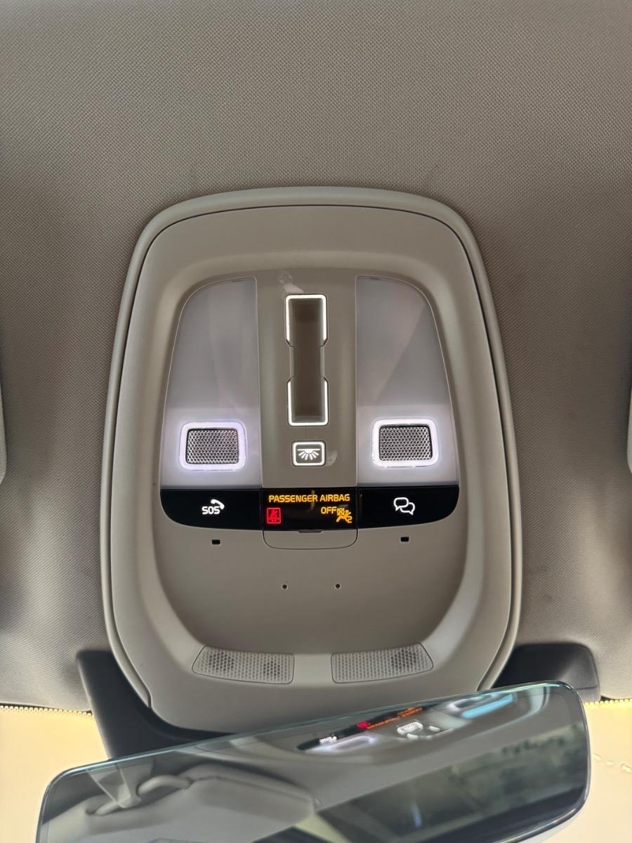 Volvo XC90 B6 AWD Plus 7-Seater 2025