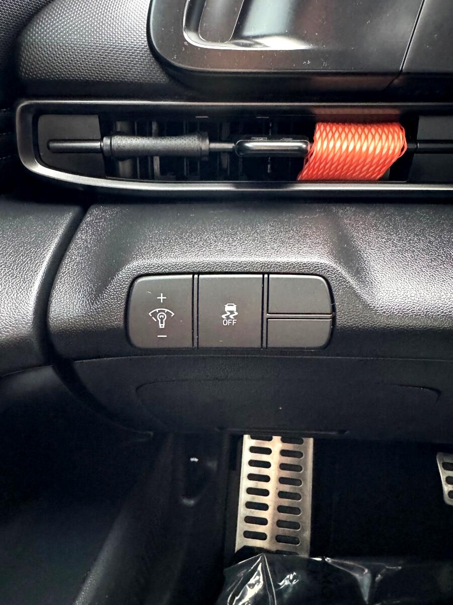 Hyundai Elantra SEL Sport IVT 2025