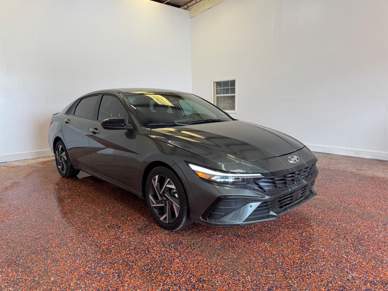 Hyundai Elantra SEL Sport IVT 2025