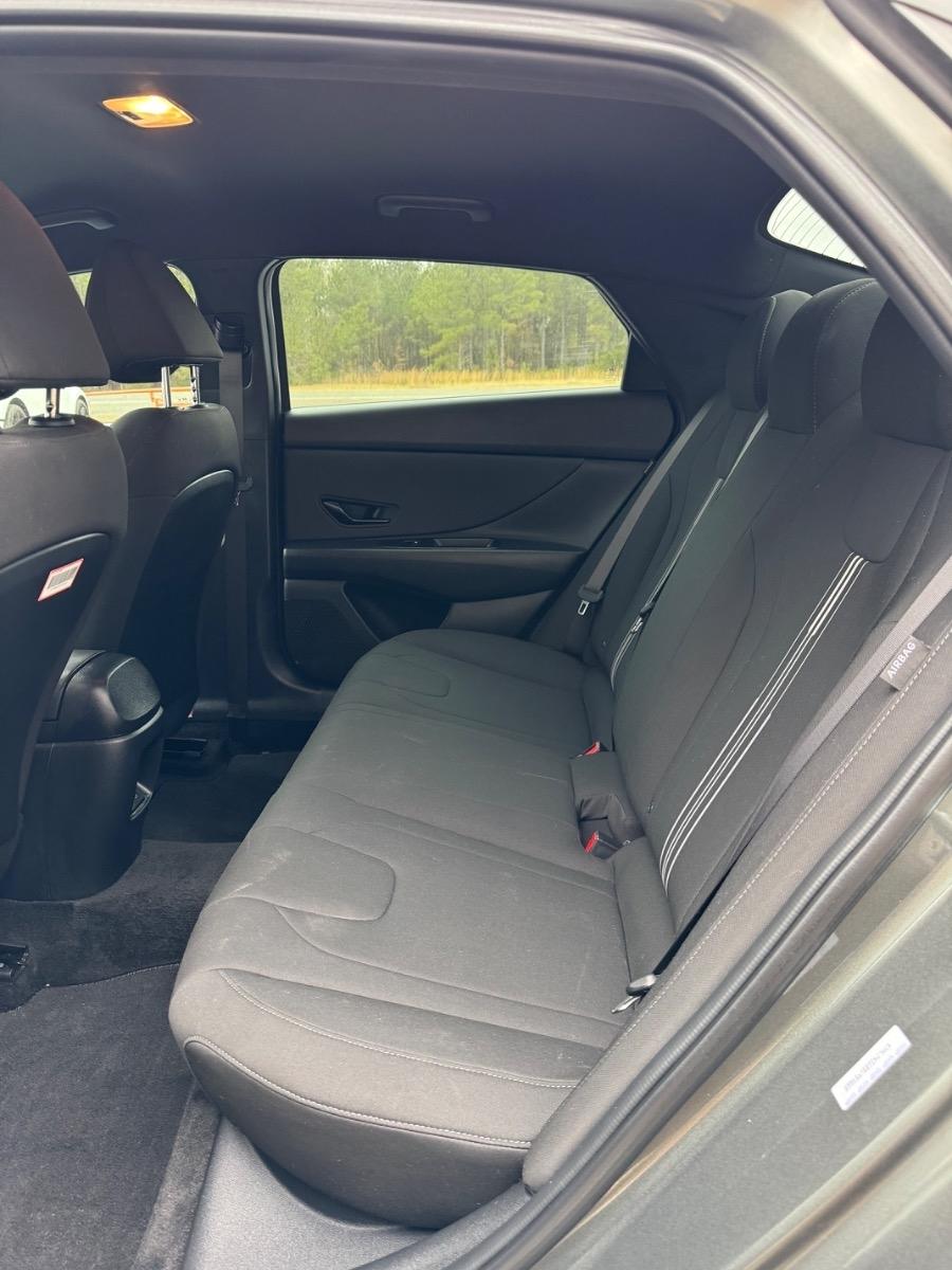 Hyundai Elantra SEL Sport IVT 2025