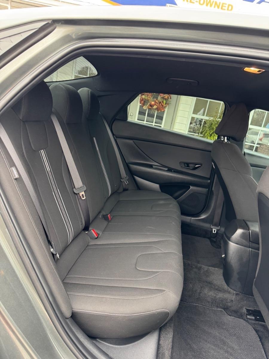 Hyundai Elantra SEL Sport IVT 2025