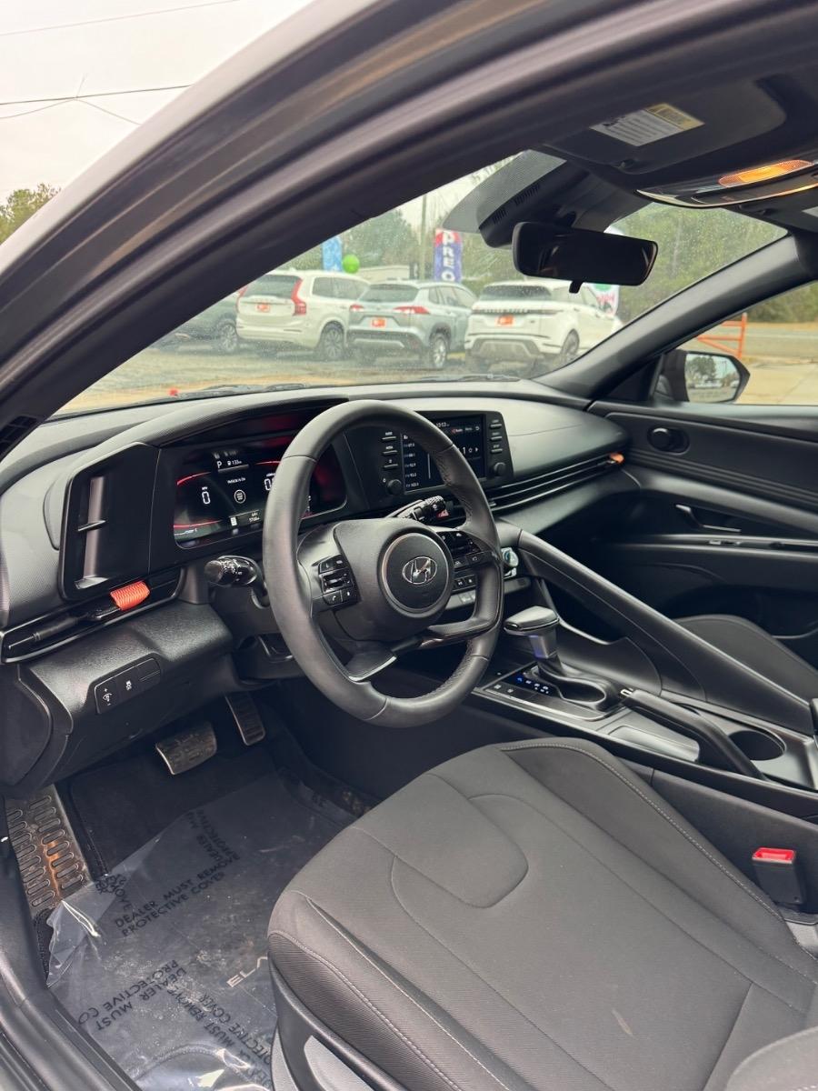 Hyundai Elantra SEL Sport IVT 2025