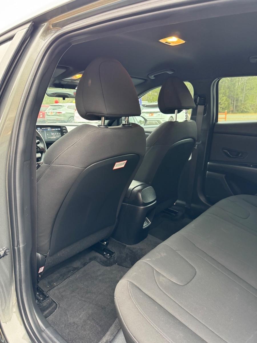 Hyundai Elantra SEL Sport IVT 2025