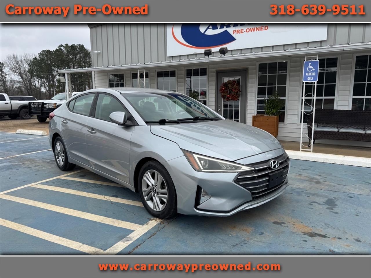 2020 Hyundai Elantra SEL's photo