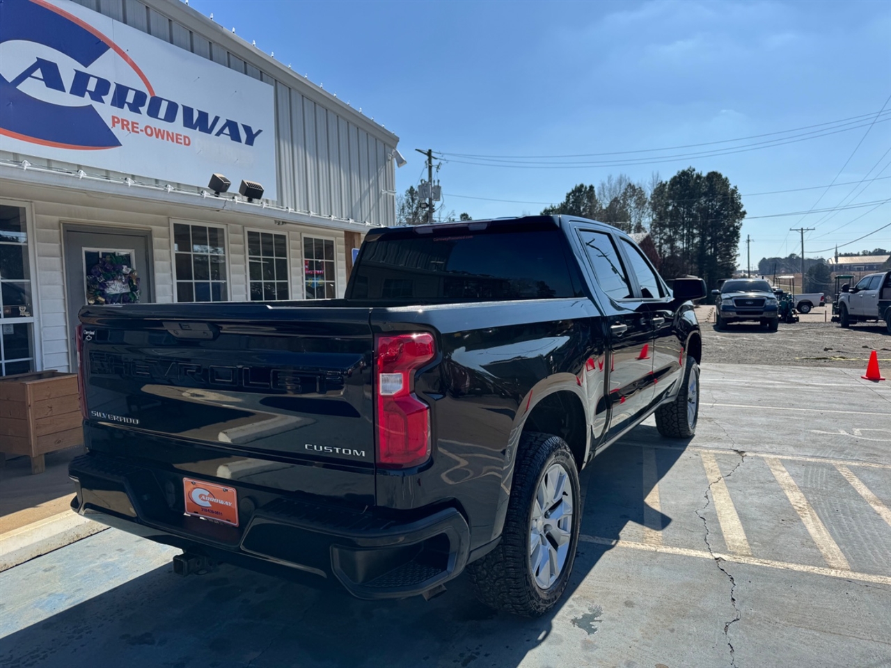 Chevrolet Silverado 1500 2WD Crew Cab 147" Custom 2021