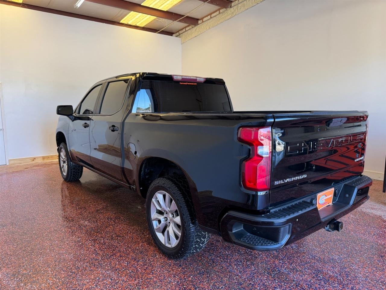 Chevrolet Silverado 1500 2WD Crew Cab 147" Custom 2021