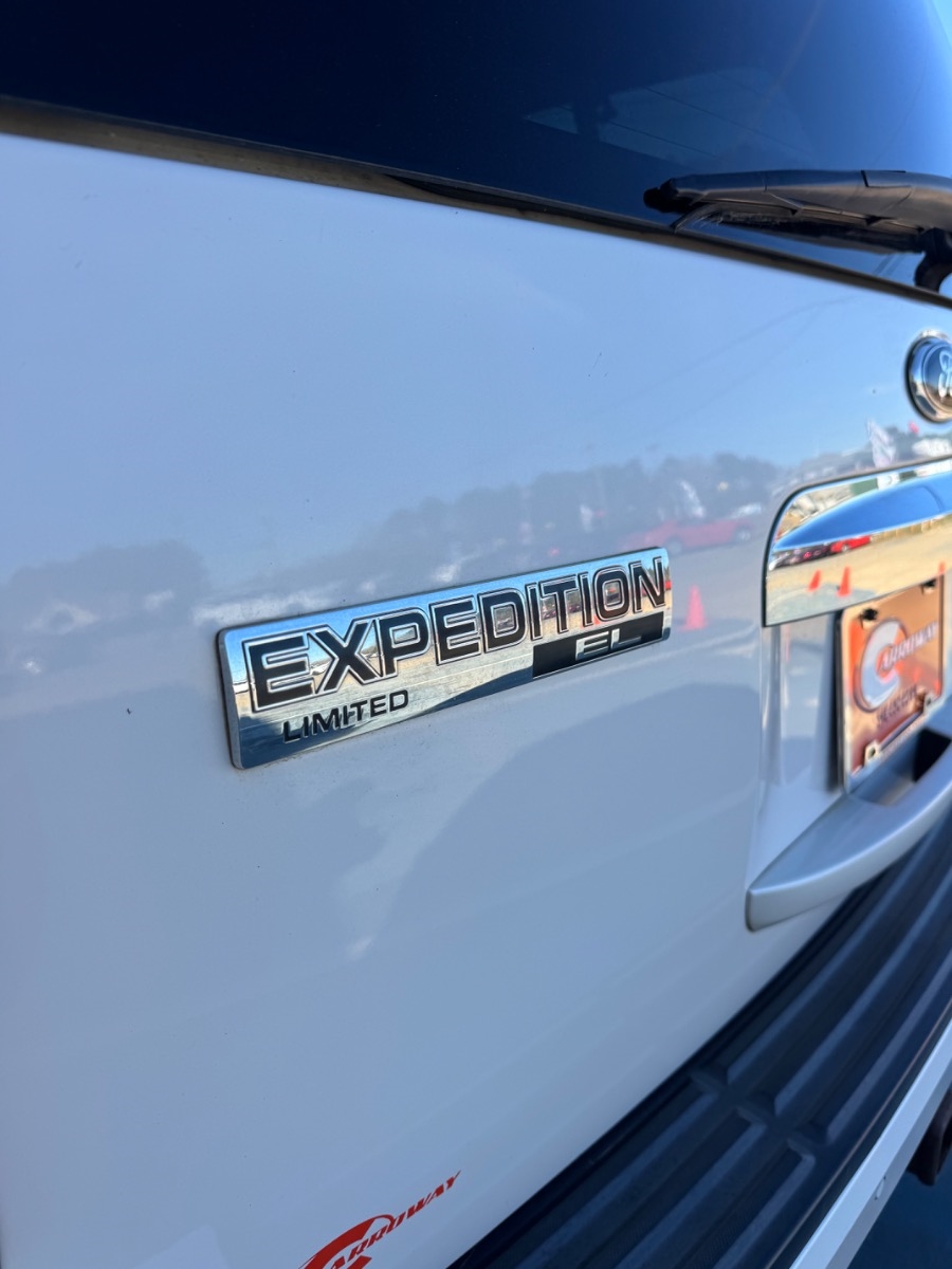 Ford Expedition EL 2WD 4dr Limited 2013