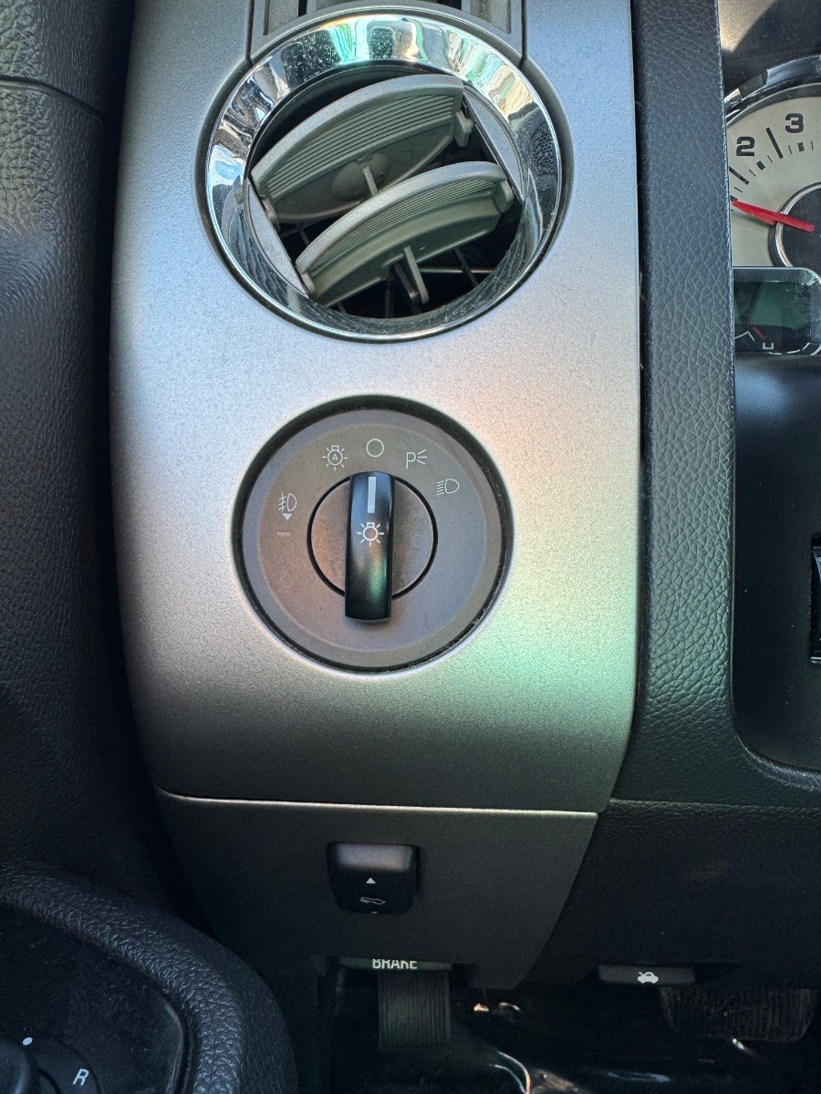 Ford Expedition EL 2WD 4dr Limited 2013