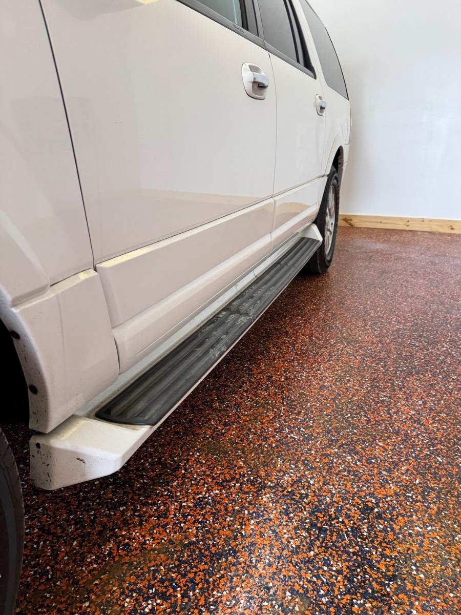 Ford Expedition EL 2WD 4dr Limited 2013