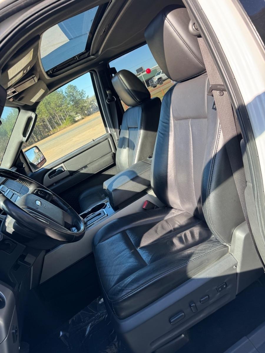 Ford Expedition EL 2WD 4dr Limited 2013