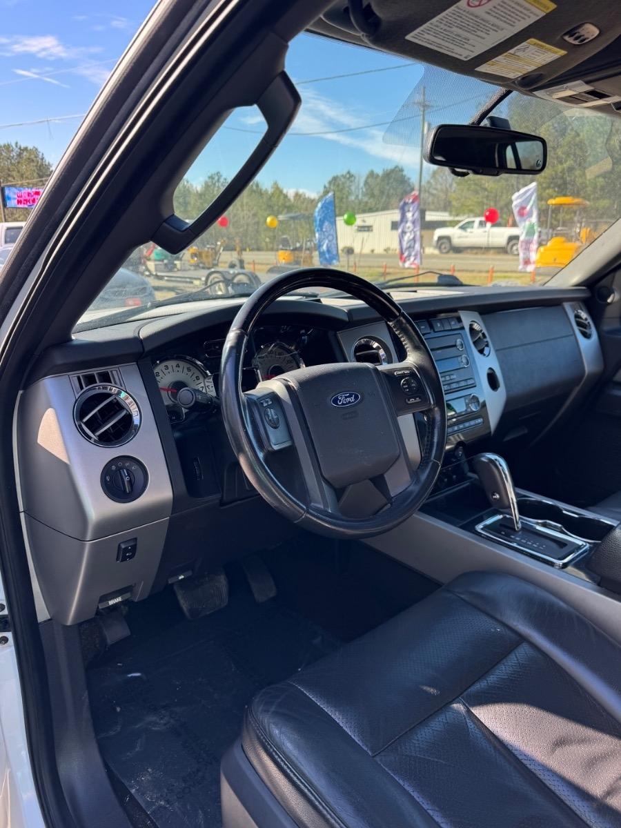 Ford Expedition EL 2WD 4dr Limited 2013