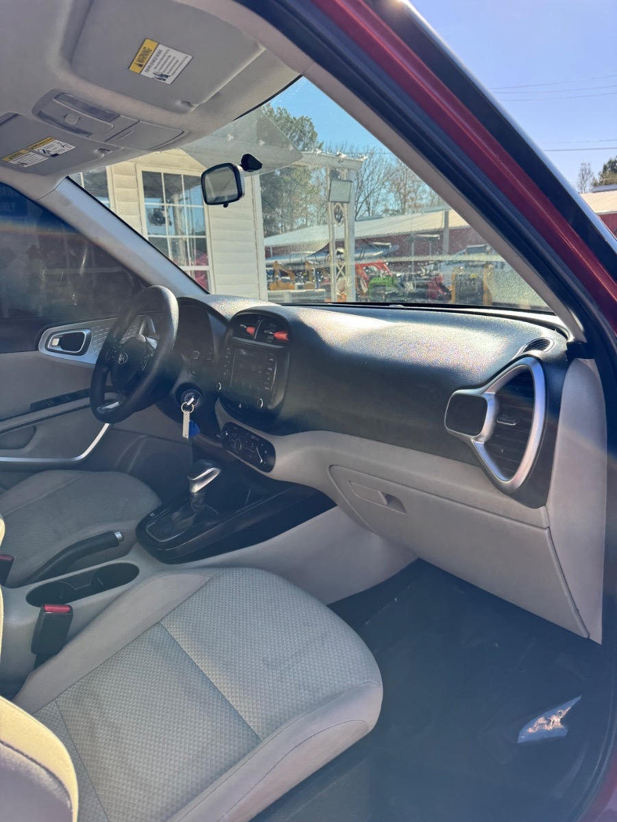 Kia Soul LX IVT 2020