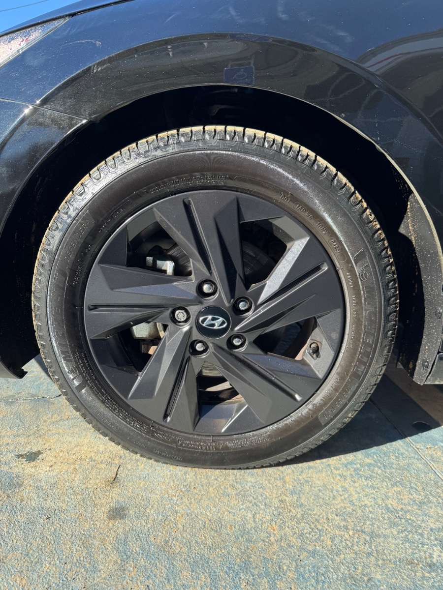 Hyundai Elantra SEL IVT 2021