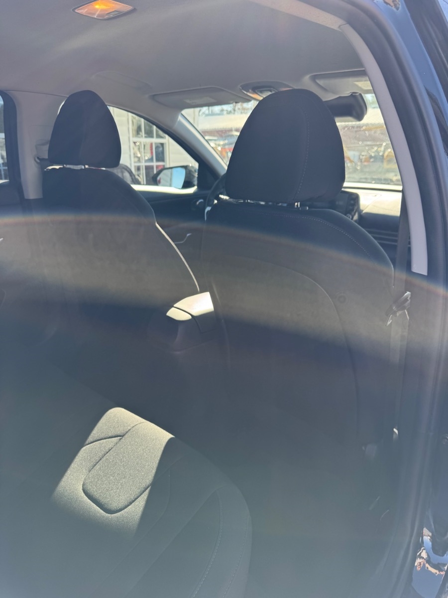 Hyundai Elantra SEL IVT 2021