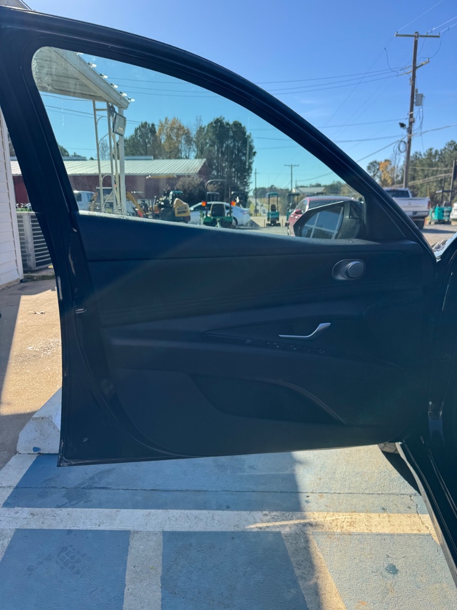 Hyundai Elantra SEL IVT 2021