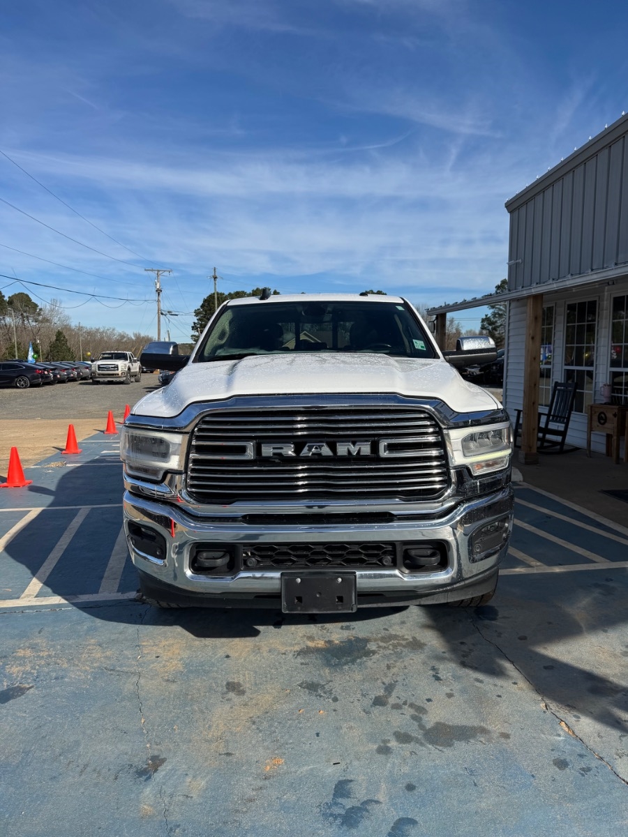 RAM 2500 Laramie 4x4 Crew Cab 6'4" Box 2020