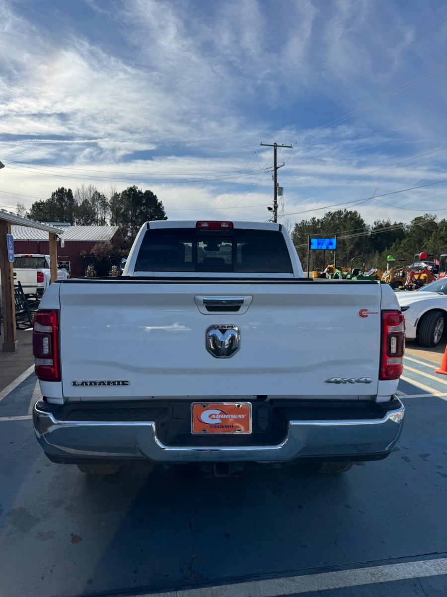 RAM 2500 Laramie 4x4 Crew Cab 6'4" Box 2020