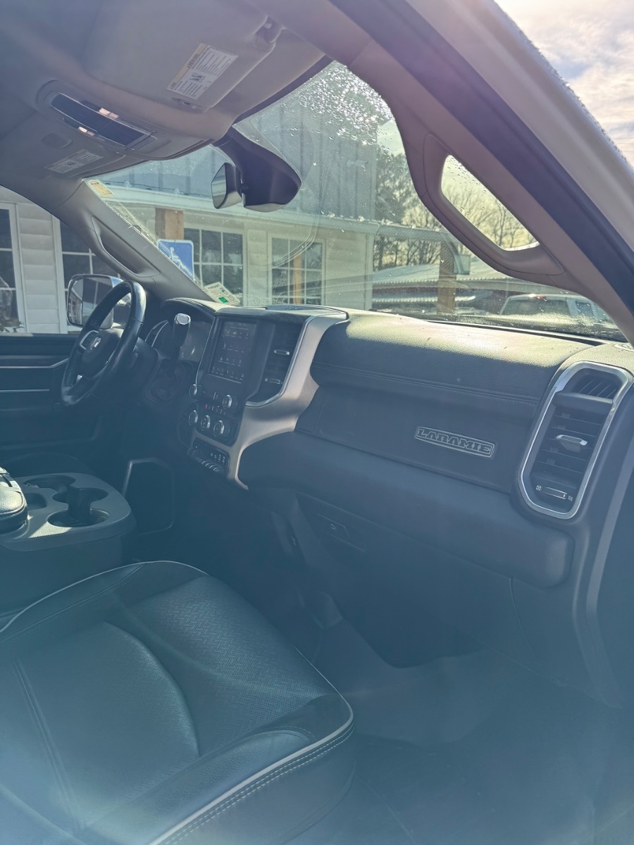 RAM 2500 Laramie 4x4 Crew Cab 6'4" Box 2020