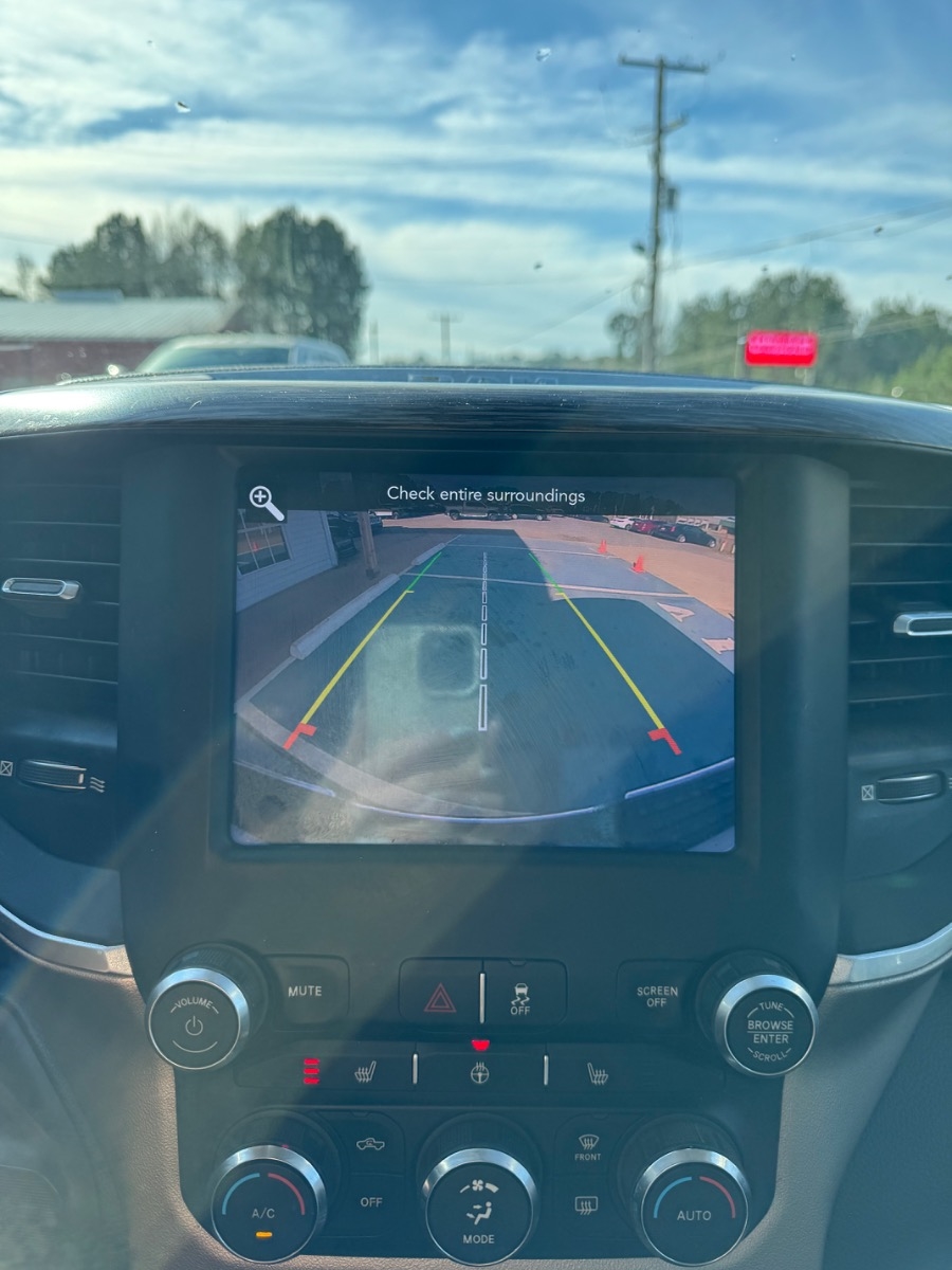 RAM 2500 Laramie 4x4 Crew Cab 6'4" Box 2020