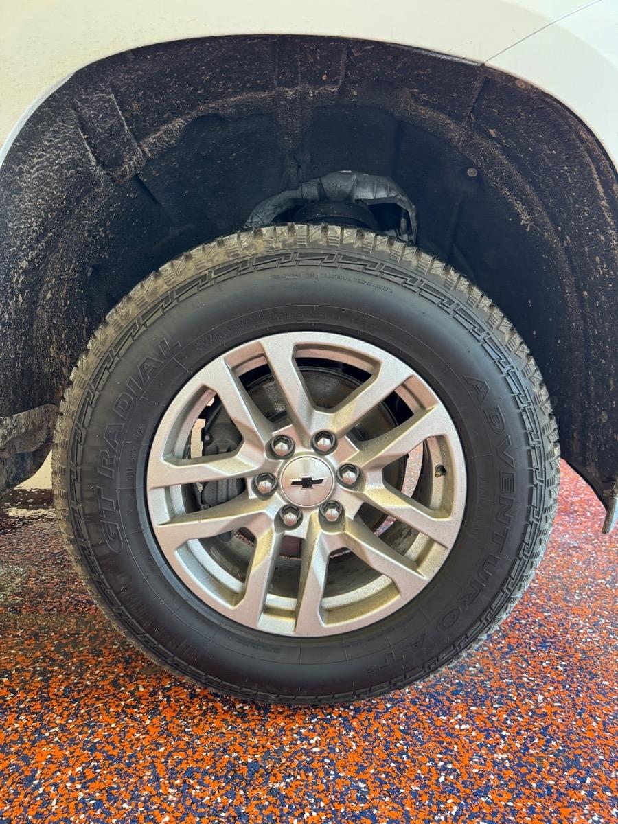 Chevrolet Silverado 1500 4WD Crew Cab 147" RST 2020