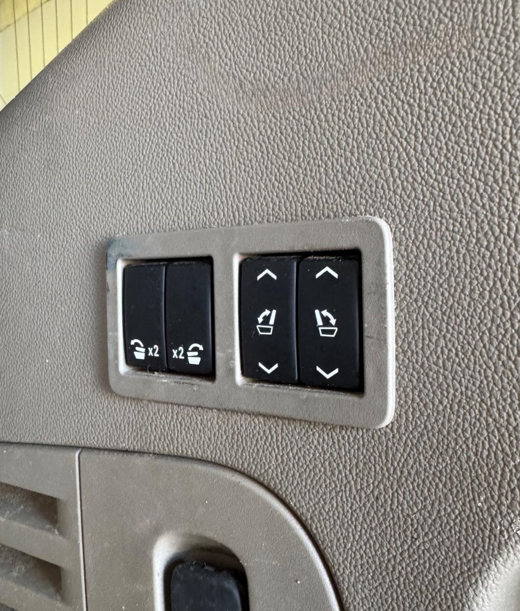 GMC Yukon 2WD 4dr SLT 2019