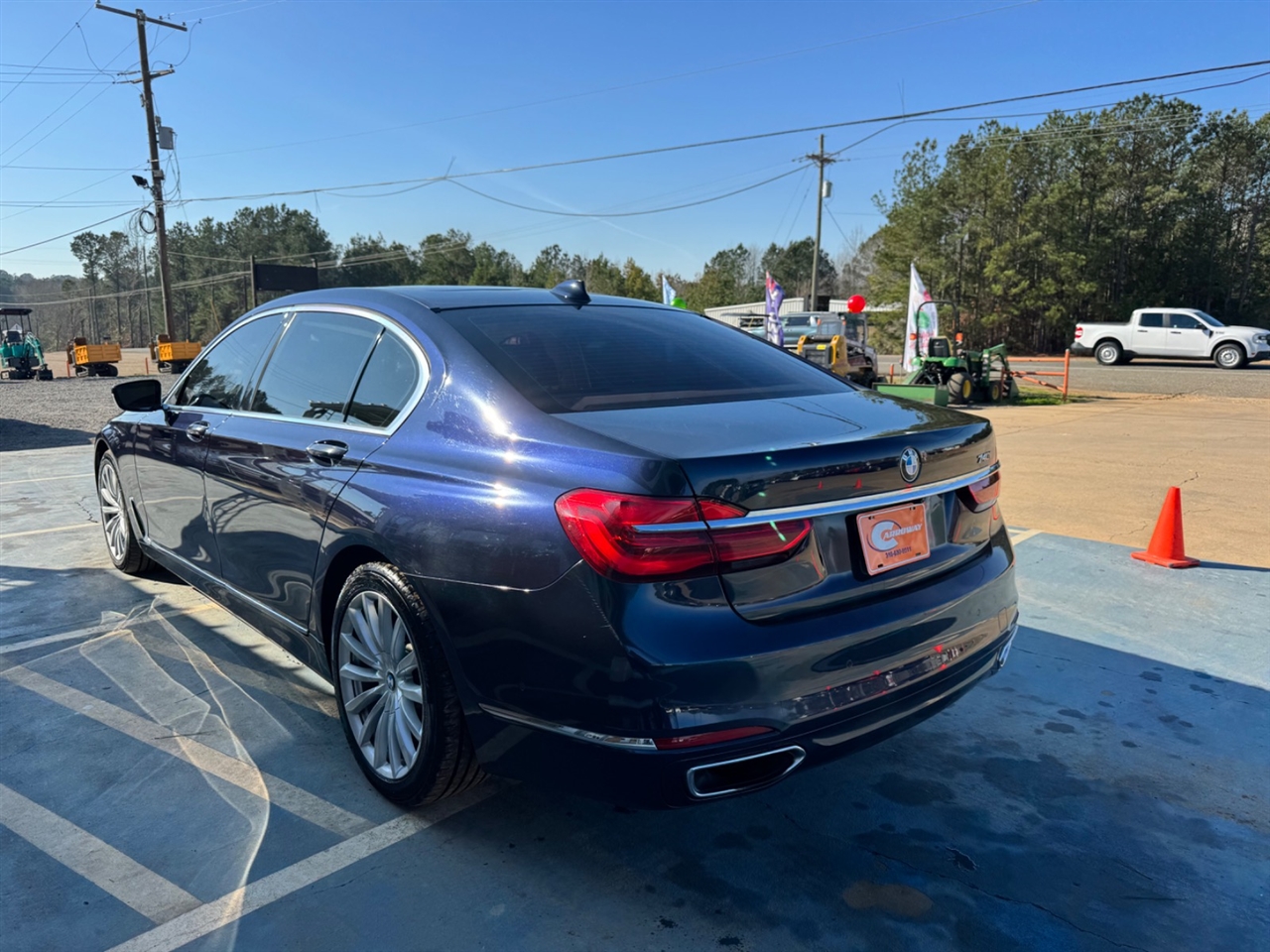 BMW 7 Series 4dr Sdn 740i RWD 2016