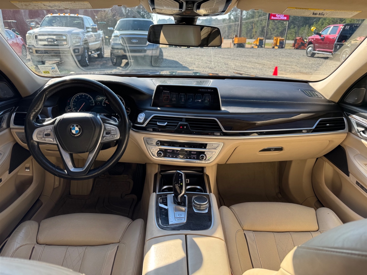 BMW 7 Series 4dr Sdn 740i RWD 2016