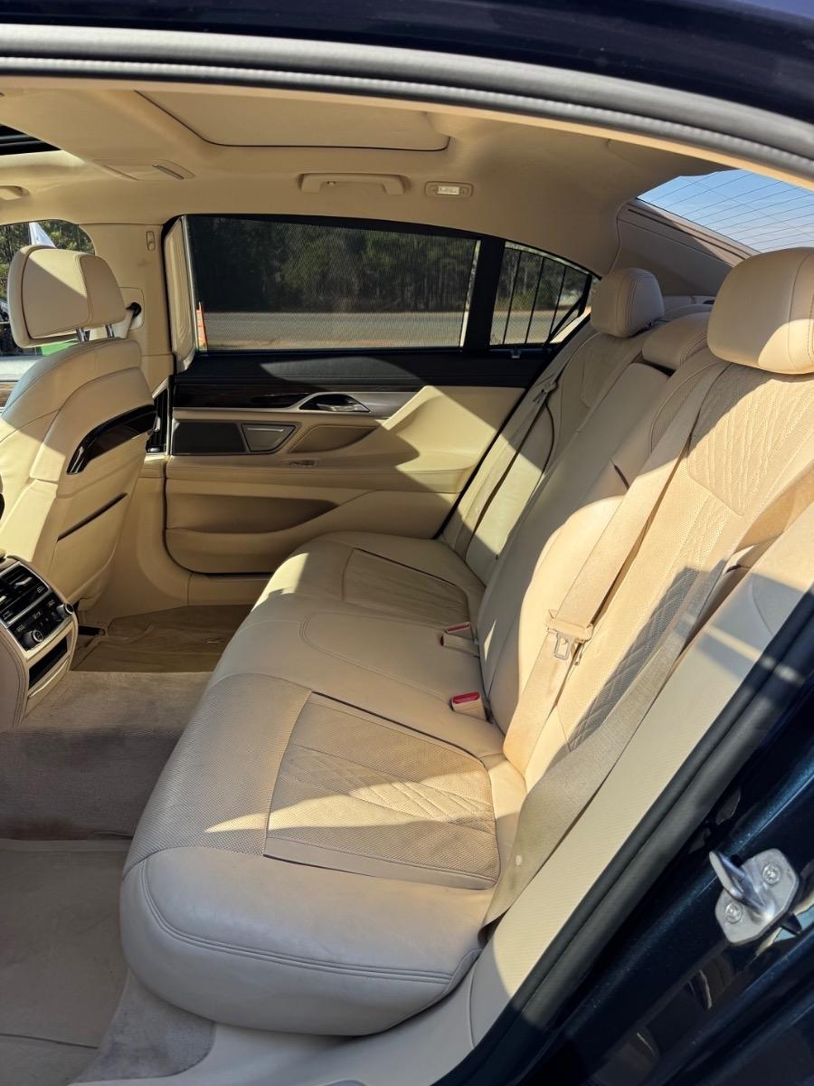 BMW 7 Series 4dr Sdn 740i RWD 2016