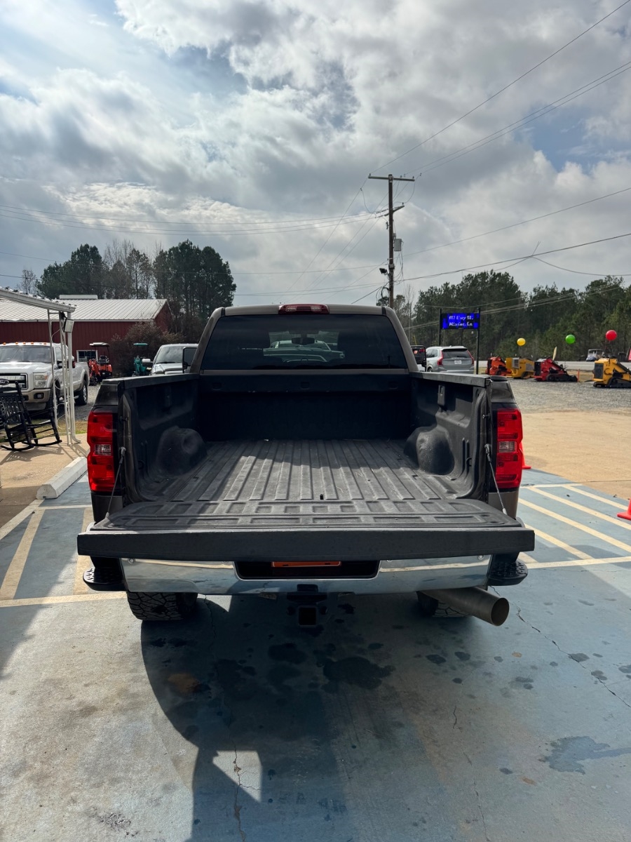 Chevrolet Silverado 2500HD 4WD Double Cab 144.2" LT 2015