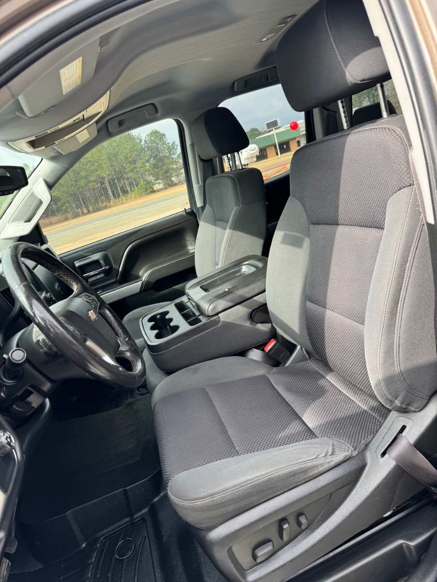 Chevrolet Silverado 2500HD 4WD Double Cab 144.2" LT 2015