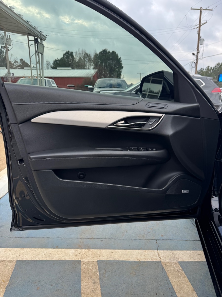 Cadillac ATS Sedan 4dr Sdn 3.6L Luxury Collection AWD 2016