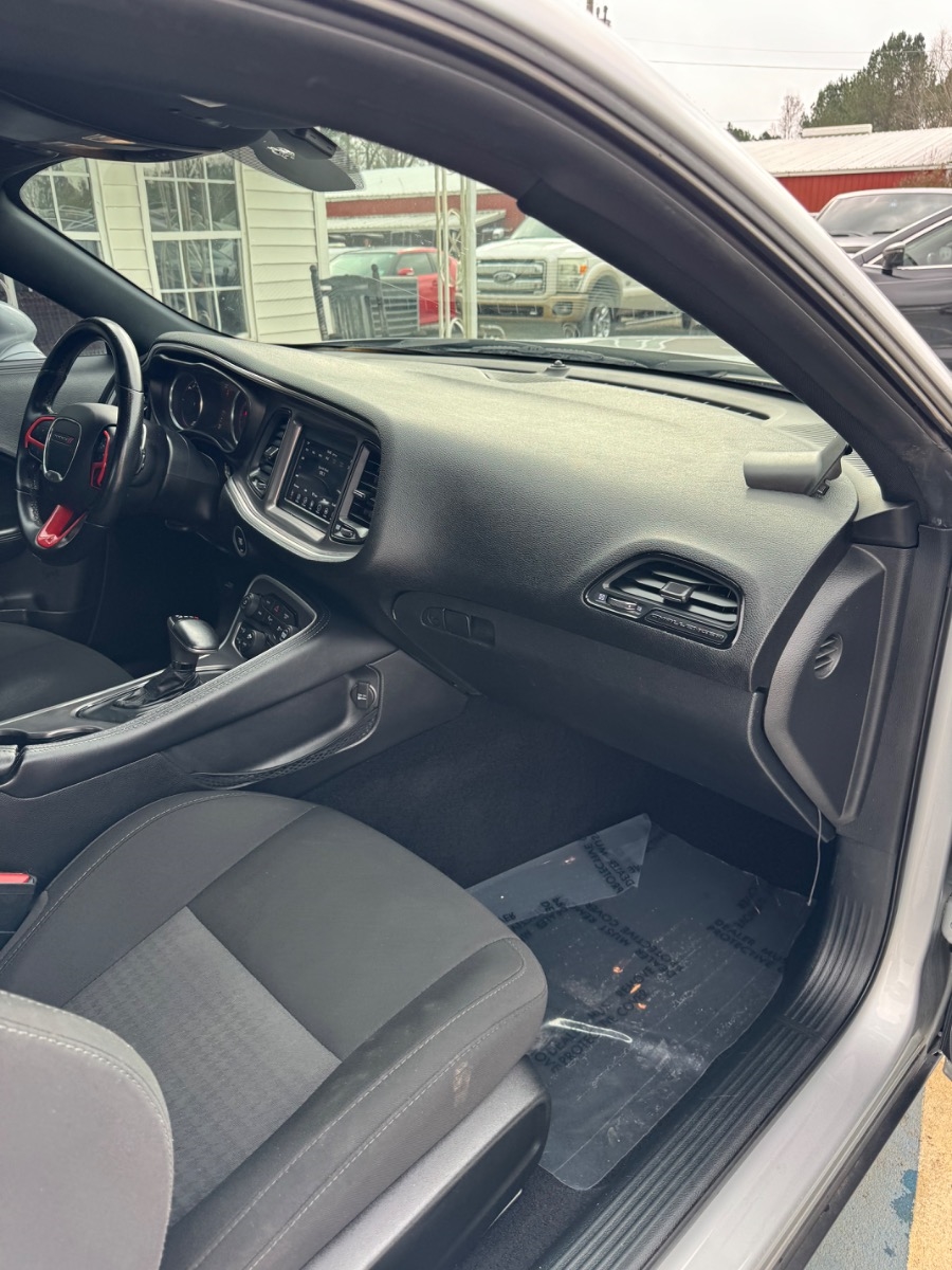 Dodge Challenger R/T RWD 2021