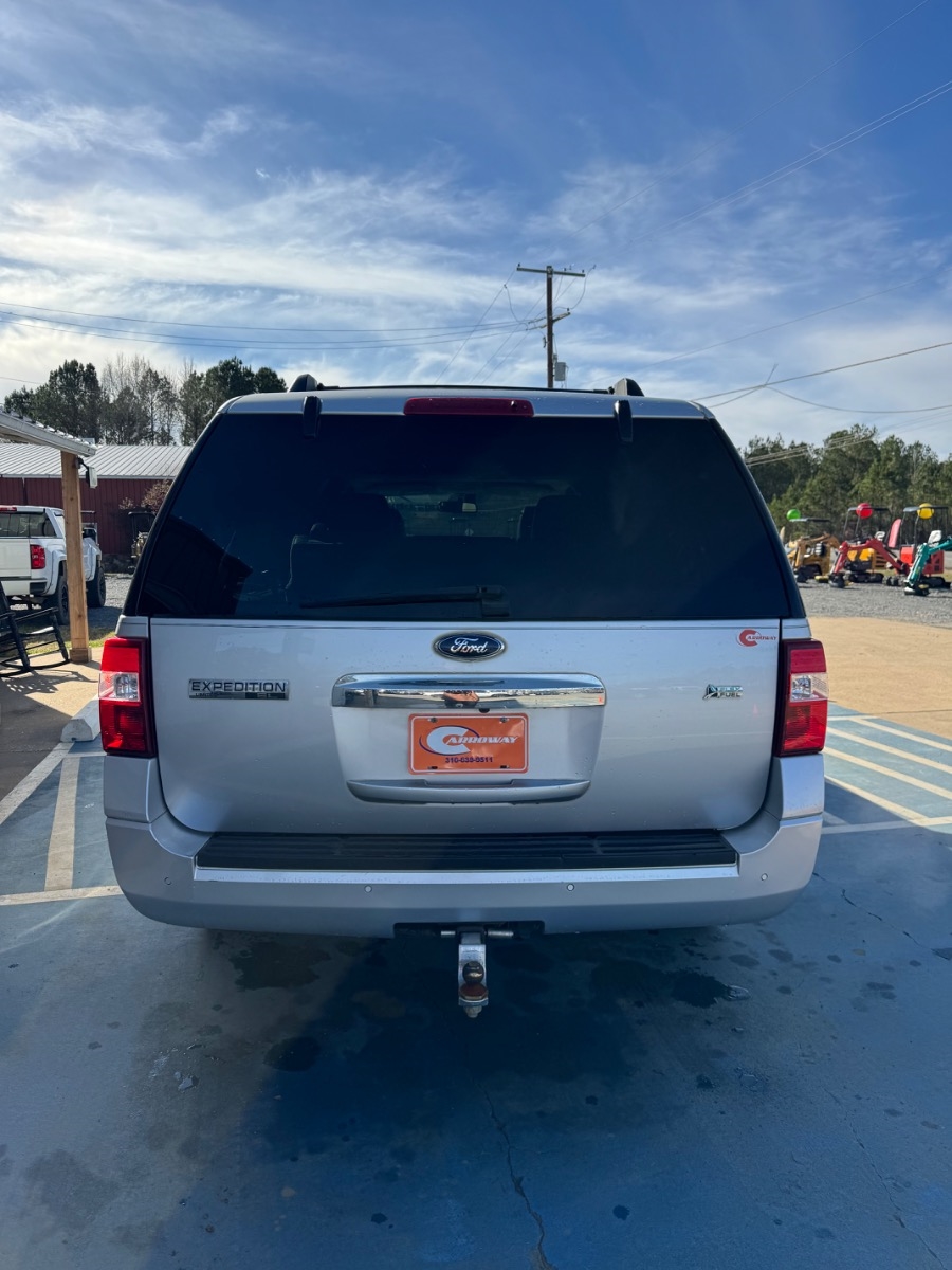 Ford Expedition EL 2WD 4dr Limited 2012