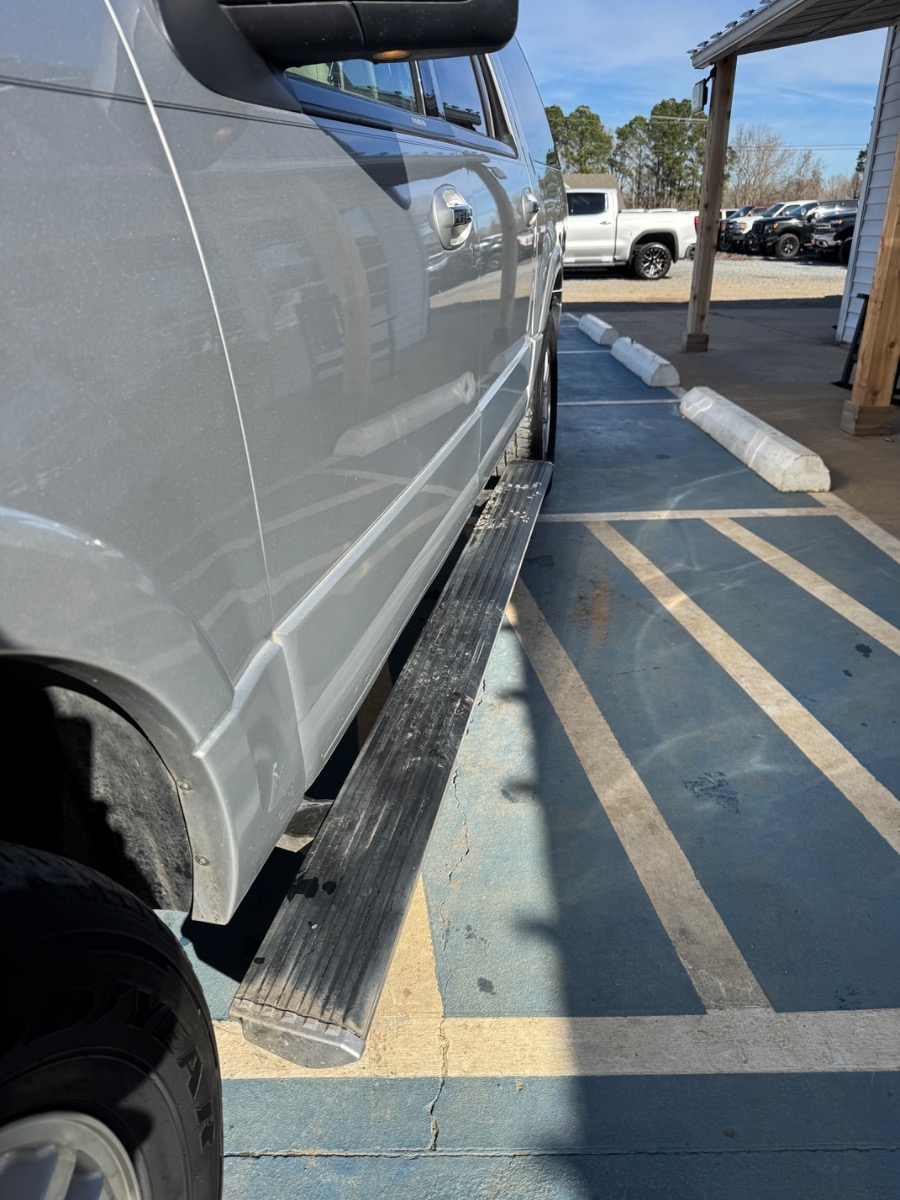 Ford Expedition EL 2WD 4dr Limited 2012