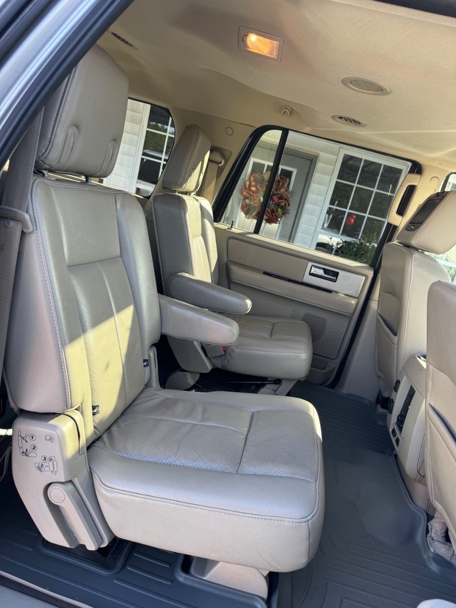 Ford Expedition EL 2WD 4dr Limited 2012