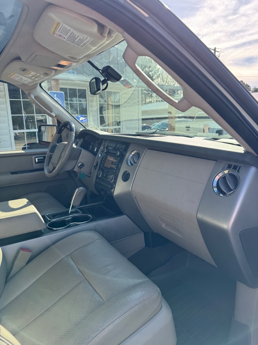 Ford Expedition EL 2WD 4dr Limited 2012