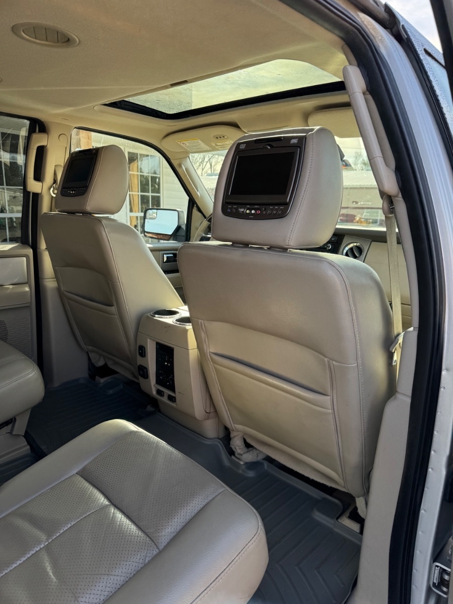 Ford Expedition EL 2WD 4dr Limited 2012