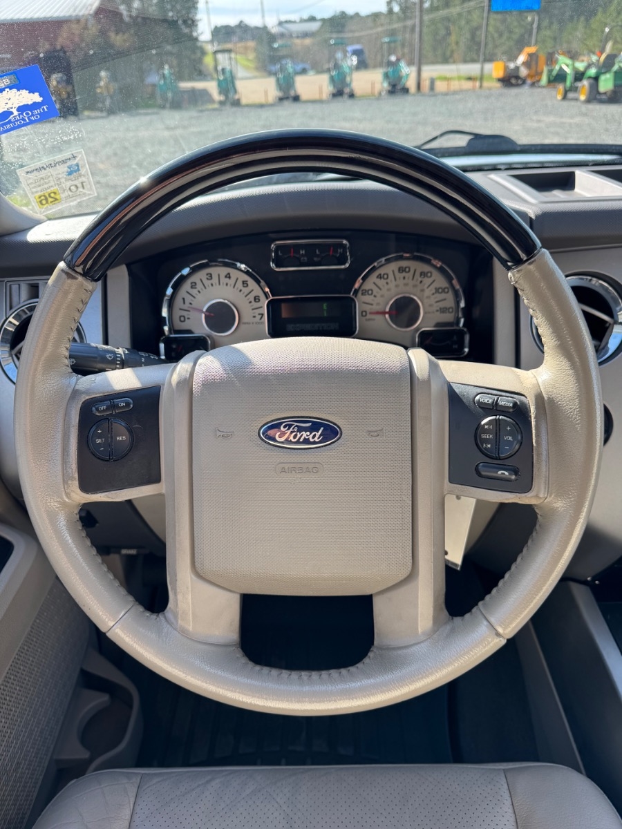 Ford Expedition EL 2WD 4dr Limited 2012