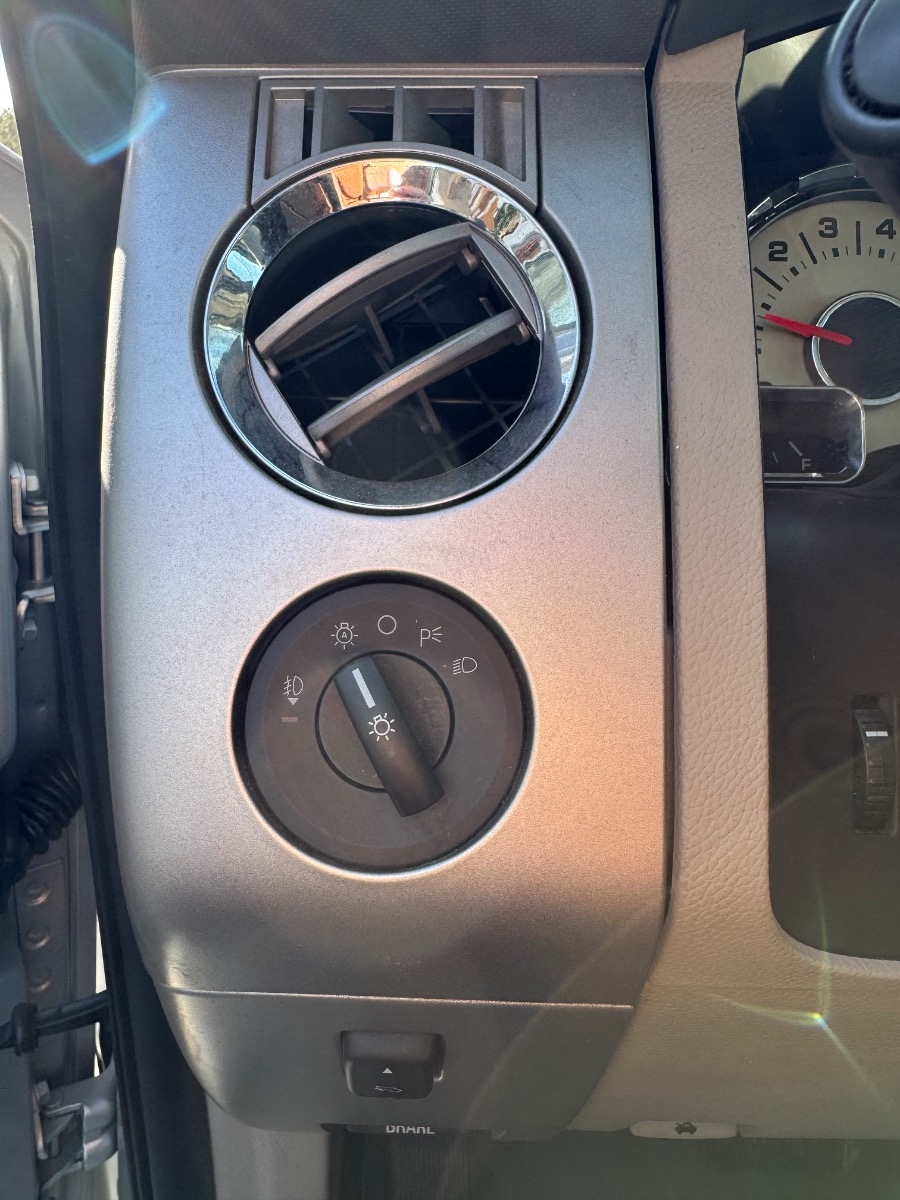 Ford Expedition EL 2WD 4dr Limited 2012