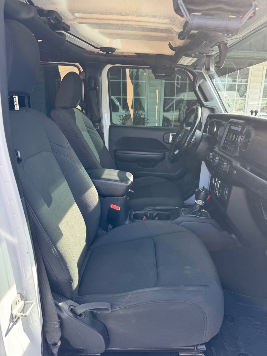 Jeep Gladiator Willys 4x4 2021