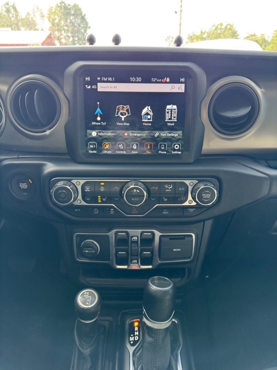 Jeep Gladiator Willys 4x4 2021