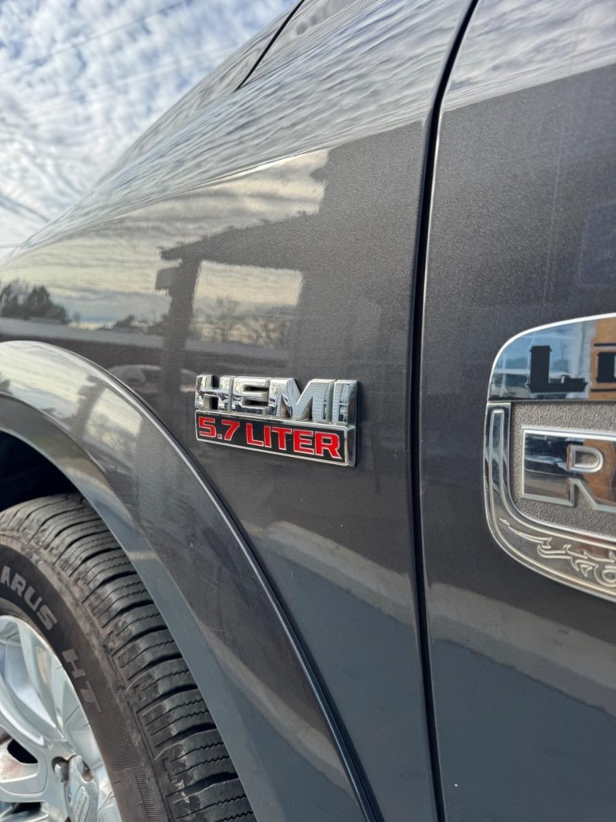 RAM 1500 Longhorn 4x2 Crew Cab 5'7" Box 2017