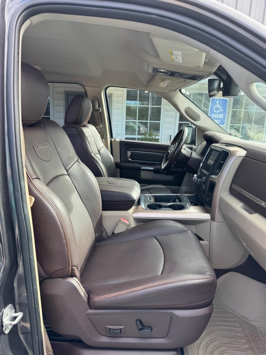 RAM 1500 Longhorn 4x2 Crew Cab 5'7" Box 2017