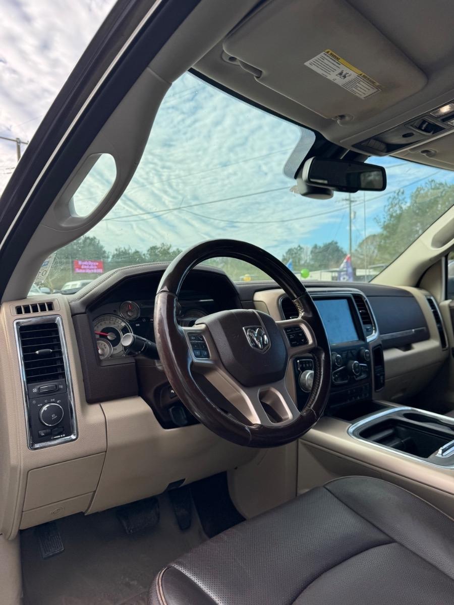 RAM 1500 Longhorn 4x2 Crew Cab 5'7" Box 2017